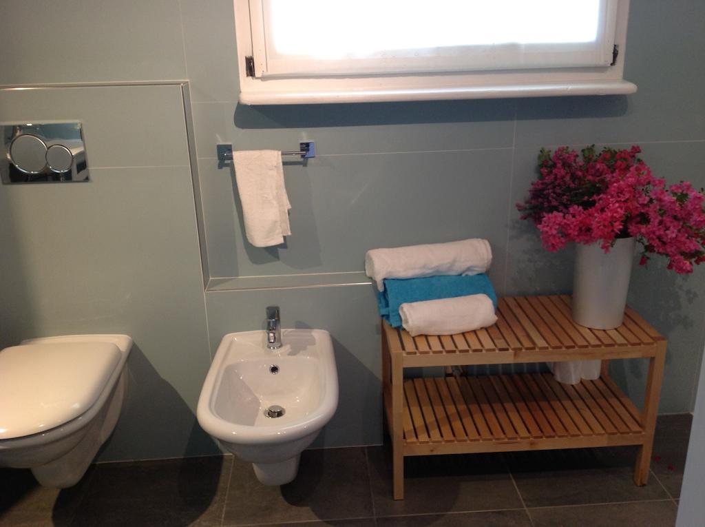 Il Ciliegio Selvatico Apartment แวร์บาเนีย ห้อง รูปภาพ