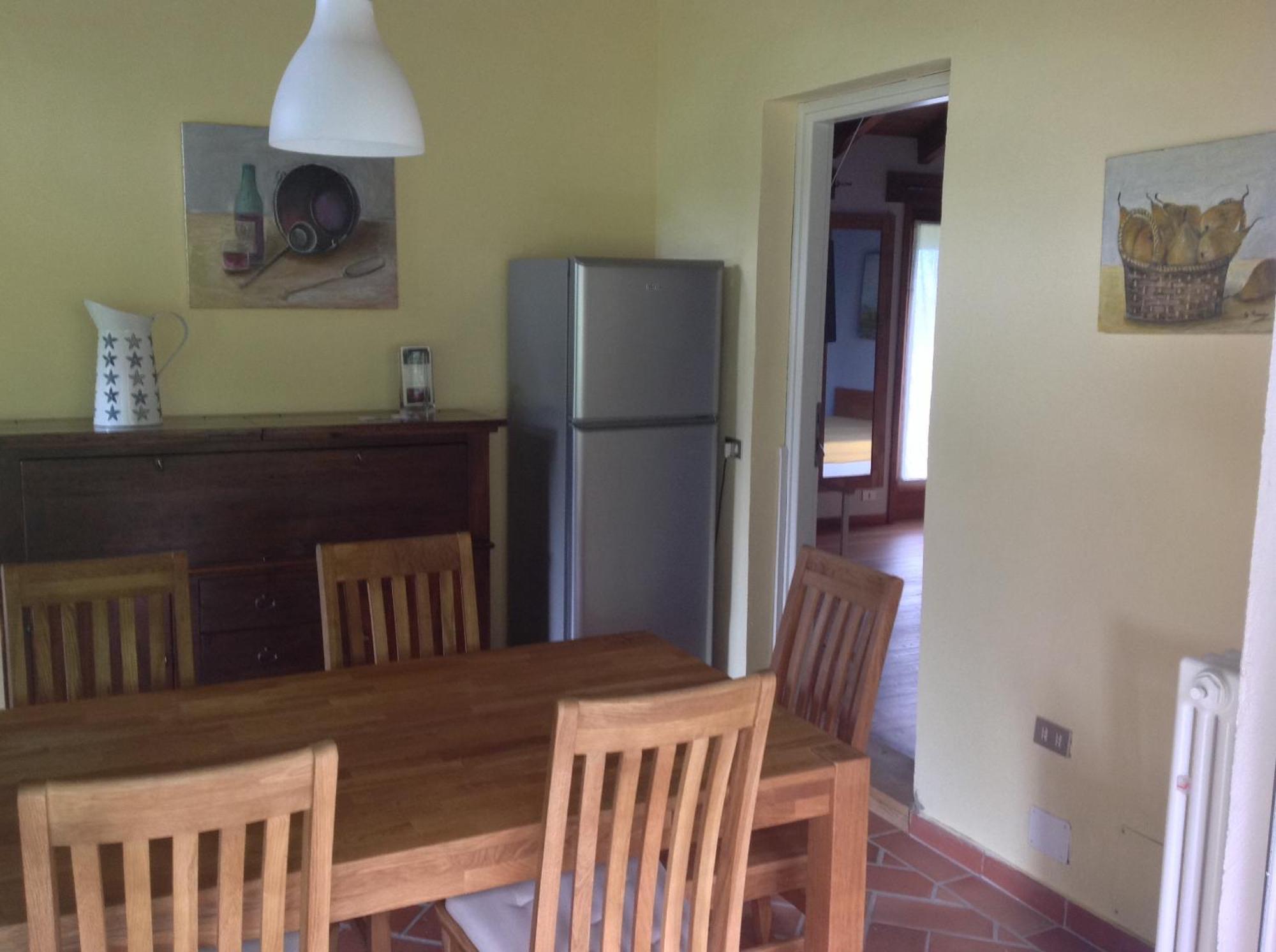 Il Ciliegio Selvatico Apartment แวร์บาเนีย ห้อง รูปภาพ